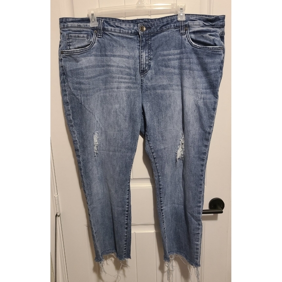 Kut from the Kloth boyfriend jeans 24w plus size - Picture 1 of 5